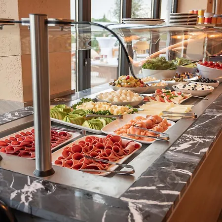 Hayat & Apart Otel Rust